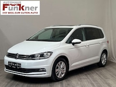 Bild des Angebotes VW Touran 2.0 TDi SCR Highline/PNORAMA/AHK/1-HAND!