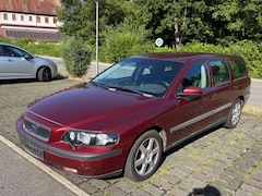 Bild des Angebotes Volvo V70 Premium D5 AWD Automa./AHK/Leder/Tüv 12.26