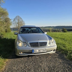 Bild des Angebotes Mercedes-Benz 240 Mercedes-Benz C 240 AVANTGARDE - Ehrlich & Fahrber