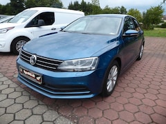 Bild des Angebotes VW Jetta VI Basis BMT, SHZ, PDC, Standheizung