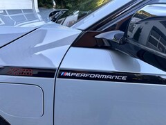 Bild des Angebotes BMW XM XM Individual Red Label B&W 23" TV Performance