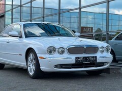 Bild des Angebotes Jaguar XJ8 4.2 Liter Executive Luxus Xenon  Alpina