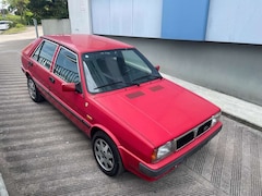 Bild des Angebotes Lancia Delta 1.6 GT I. E.