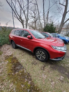 Bild des Angebotes Mitsubishi Outlander Outlander+2.0+2WD+CVT+Diamant Edition