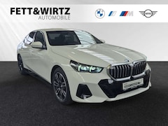 Bild des Angebotes BMW 550 e xDrive M Sport|DAProf.|Bowers&Wilkins