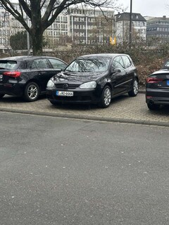 Bild des Angebotes VW Golf 1.6 FSI Individual