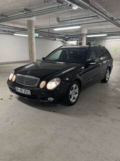 Bild des Angebotes Mercedes-Benz E 220 T CDI Automatik Classic DPF