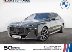 Bild des Angebotes BMW 740 d xDrive M-Sport B&W+STANDHZ+PANO+INNOVATI