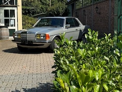 Bild des Angebotes Mercedes-Benz 280 280 CE Coupe Colour Automatik SSD