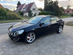 Bild des Angebotes Volvo S60 3.0 T6 Lim. AWD Automatik *guter Zustand*