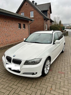 Bild des Angebotes BMW 320 320d Touring Automatik
