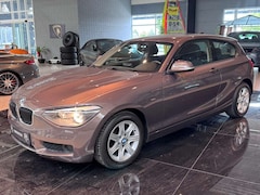 Bild des Angebotes BMW 116 i Advantage Tempo PDC USB/Bluetooth DSC ZV