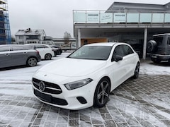 Bild des Angebotes Mercedes-Benz A 220 d*MBUX*Massage*Distr.*Night*Ambi*Multibeam