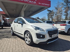 Bild des Angebotes Peugeot 3008 Hybrid4-Allrad-Leder-Navi-Panorama-HUD