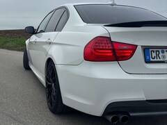 Bild des Angebotes BMW 325 325i Aut. Edition Sport