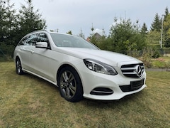 Bild des Angebotes Mercedes-Benz E 220 E 220 T BlueTEC