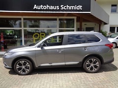 Bild des Angebotes Mitsubishi Outlander TOP Paket 2.2 DI-D 4WD AT, schwarz