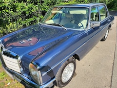 Bild des Angebotes Mercedes-Benz W 114/115 Strich-Acht