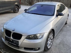 Bild des Angebotes BMW 325 325i Coupe Aut.