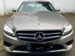 Bild des Angebotes Mercedes-Benz C 180 Avantgarde Automatik 31.500km 360•Kamera