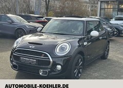 Bild des Angebotes MINI Cooper S MINI AD El. Panodach Navi HarmanKardon LED Sperrdi