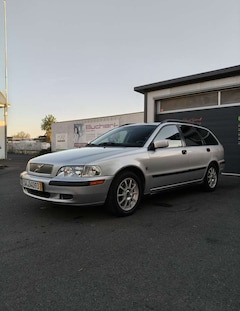Bild des Angebotes Volvo V40 1.8 Comfort