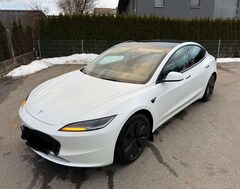 Bild des Angebotes Tesla Model 3 Allradantrieb Dual Motor Highland