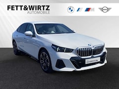 Bild des Angebotes BMW 550 e xDrive M Sport|Bowers&Wilkins|Autobahnass.