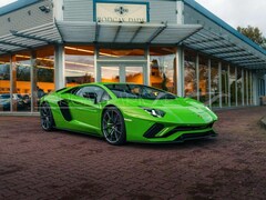 Bild des Angebotes Lamborghini Aventador S *Verde Mantis* + EXTENDET WARRANTY +