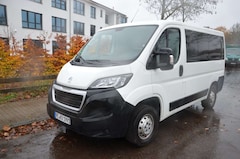 Bild des Angebotes Peugeot Boxer Kombi 330 L1H1 *9 SITZER*NAVI*KLIMA