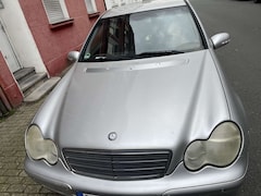 Bild des Angebotes Mercedes-Benz C 180 Kompressor Classic