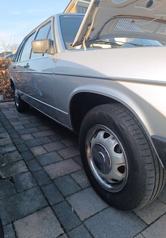 Bild des Angebotes Audi 100 C2 Typ 43