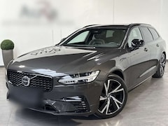 Bild des Angebotes Volvo V90 T6 Plus Dark Recharge AWD NAV+LED+AHK+PANO