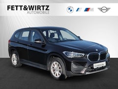 Bild des Angebotes BMW X1 sDrive18i Advantage PDC LED DAB Navi