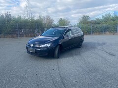 Bild des Angebotes VW Golf Variant VI1,6 TDI.Comfort Panoramadach.TÜV NEU.