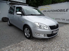 Bild des Angebotes Skoda Roomster Fresh  **SCHECKHEFT / 8-FACH-BEREIFT / SITZHEI**