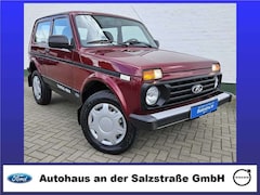 Bild des Angebotes Lada Niva 4x4*ABS*AT-Reifen*Radio/USB*1.Hand