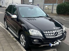 Bild des Angebotes Mercedes-Benz ML 350 ML 350 BlueTEC 4Matic 7G-TRONIC DPF