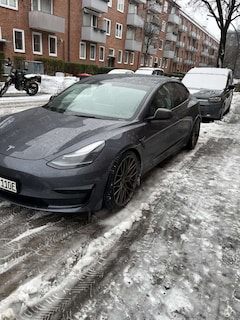 Bild des Angebotes Tesla Model 3 Model 3 Standard Reichweite Plus Hinterradantrieb