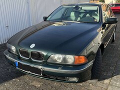 Bild des Angebotes BMW 540 540i