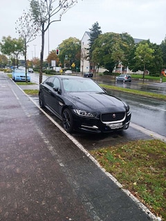 Bild des Angebotes Jaguar XE 20d AWD Aut. R-Sport