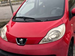 Bild des Angebotes Peugeot 107 107 3-Türer 70 Petit Filou