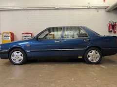 Lancia Thema 8.32