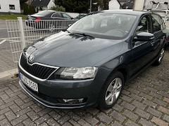Bild des Angebotes Skoda Rapid/Spaceback Ambition