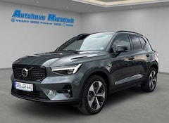 Bild des Angebotes Volvo XC40 Ultra Dark B4 B StandHZG AHK Pano-Dach Memory Sitz