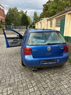 VW Golf GTI 2.3 V5