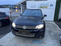 VW Touareg V6| Finanz. ab 249€| AHK| SHZ| Schiebedach