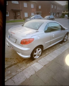 Bild des Angebotes Peugeot 206 CC