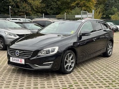 Bild des Angebotes Volvo V60 1,6D*Ocean Race*Vollleder*Sitzheizung*Navi*