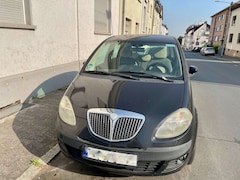 Bild des Angebotes Lancia MUSA 1.4 16v Oro